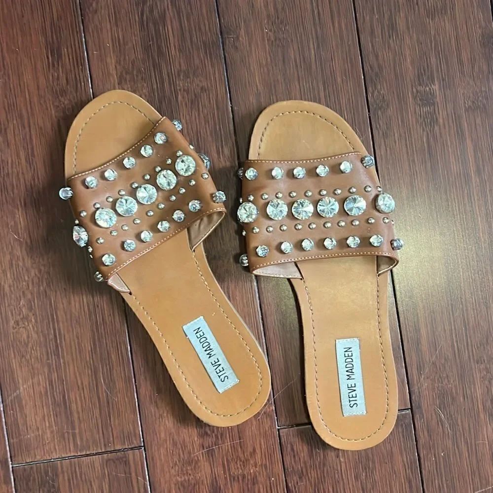 Steve Madden Flat Sandals  - Tan with Crystals - Like New - Size 8